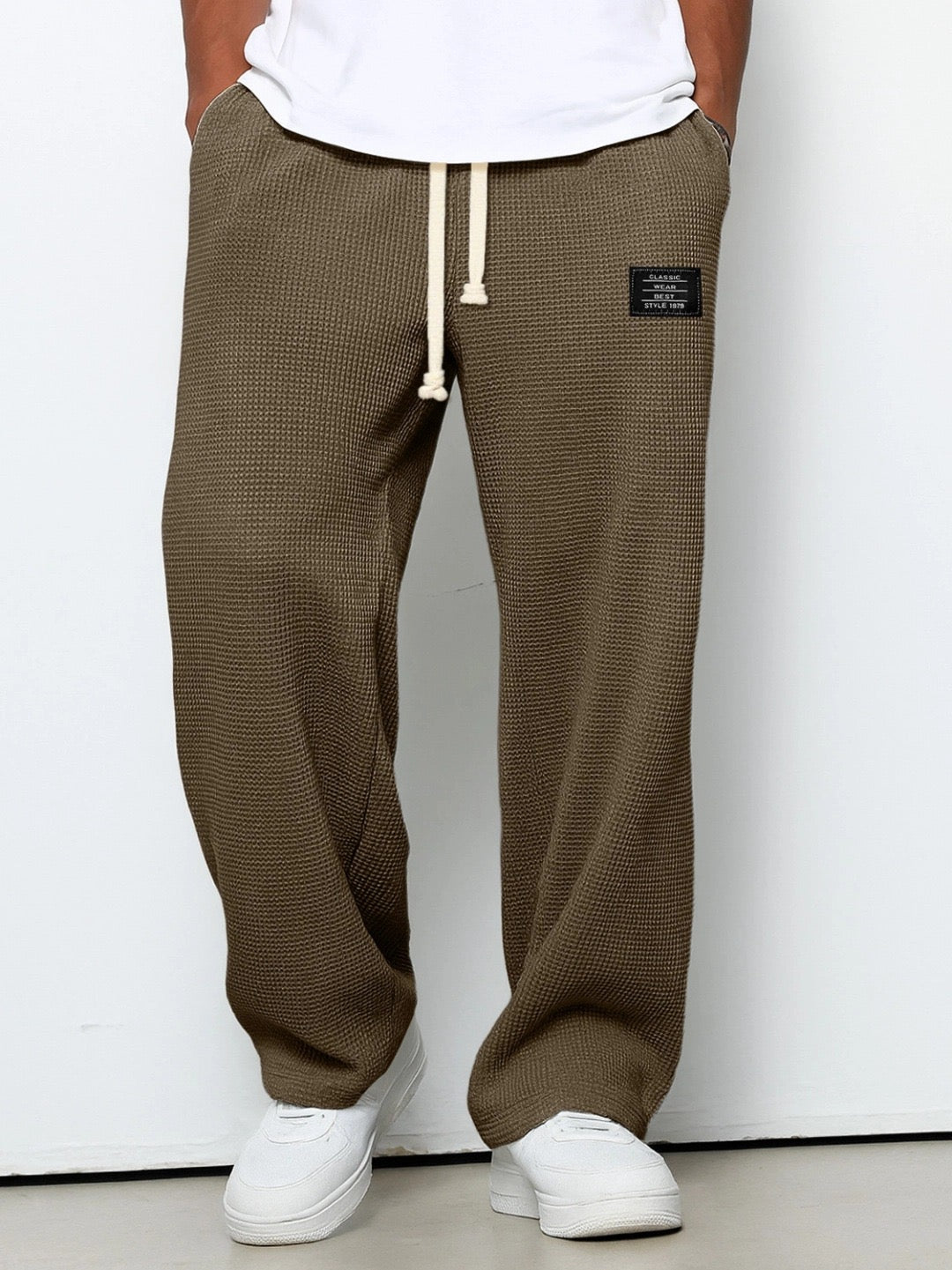 Pantalones anchos con cintura ajustable